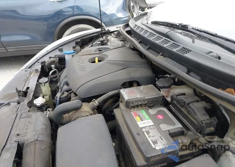 2016 Hyundai Elantra Se from USA, damaged, VIN 5NPDH4AE3GH768628